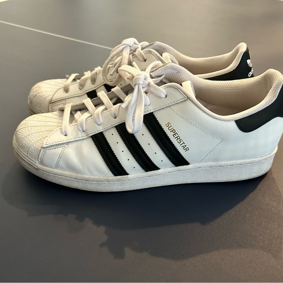 Adidas men’s Superstar sneakers white with navy stripes size 12 - Picture 4 of 5